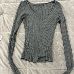 Brandy melville long sleeve top